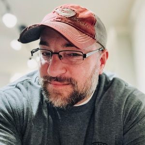 Meet your Posher, Derek